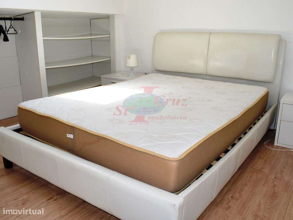 Apartamento T3 + Sótão Dividido - Pinhal de Marrocos-3