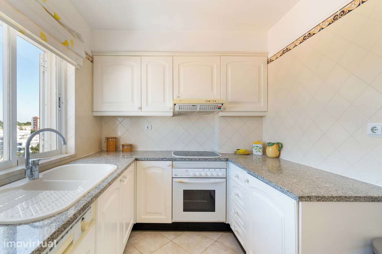 Penthouse Excecional com Amplo Terraço e Vistas Panorâmicas para o Mar-17