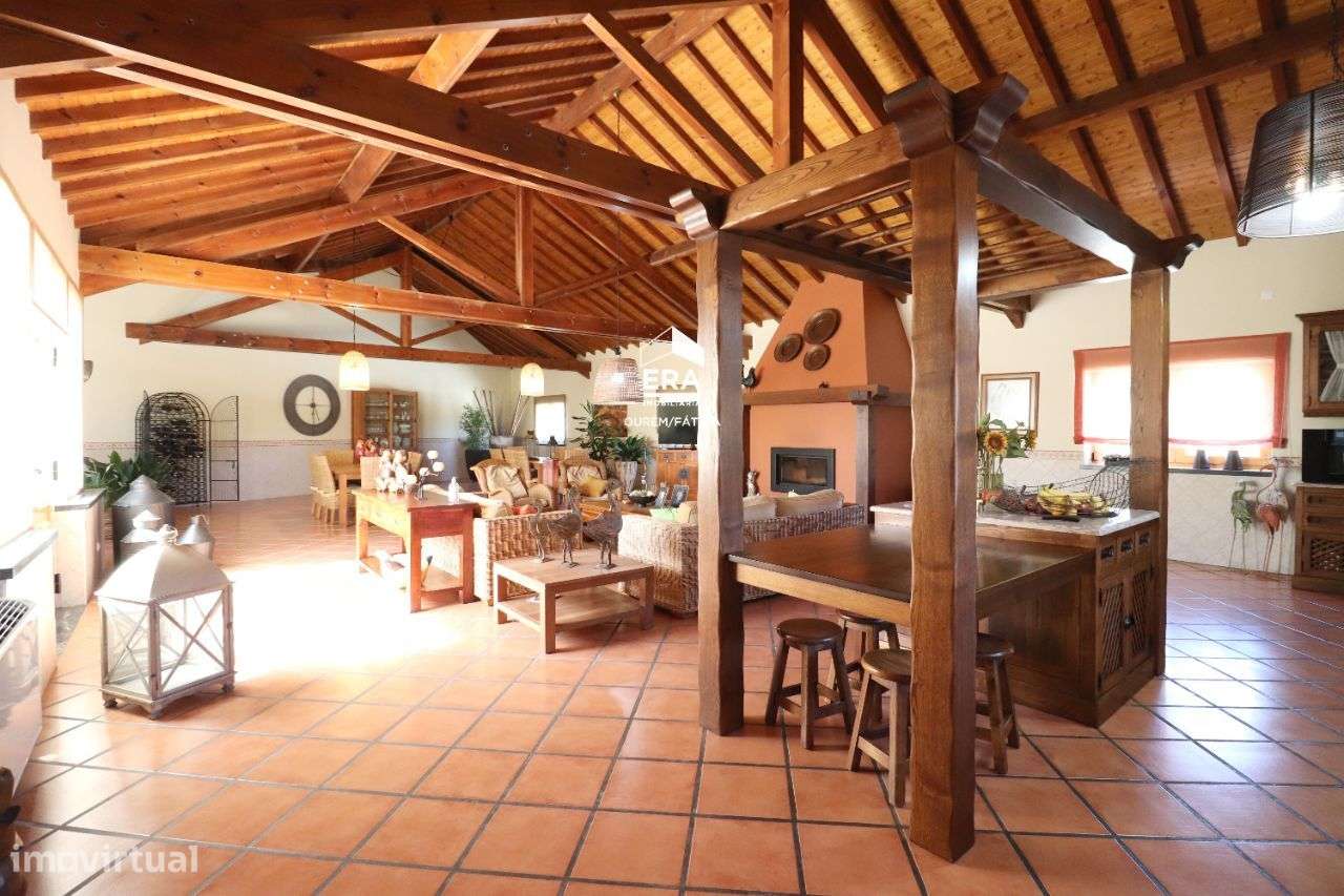 Moradia T4 na Gondemaria, Ourém! - Grande imagem: 5/38