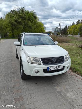 Suzuki Grand Vitara 3.2 V6 Elegance - 2