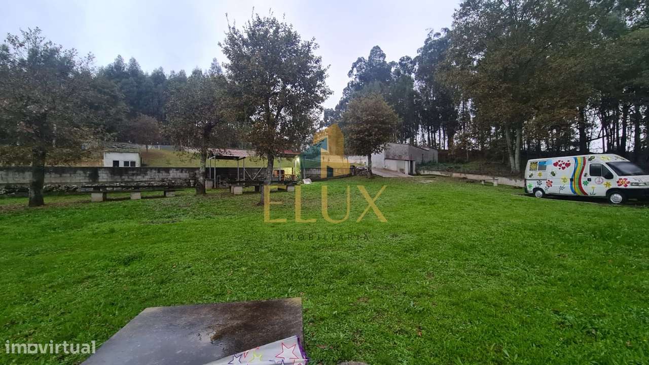 Moradia para Restaurar T4 Venda em Margaride (Santa Eulália), Várzea,-5