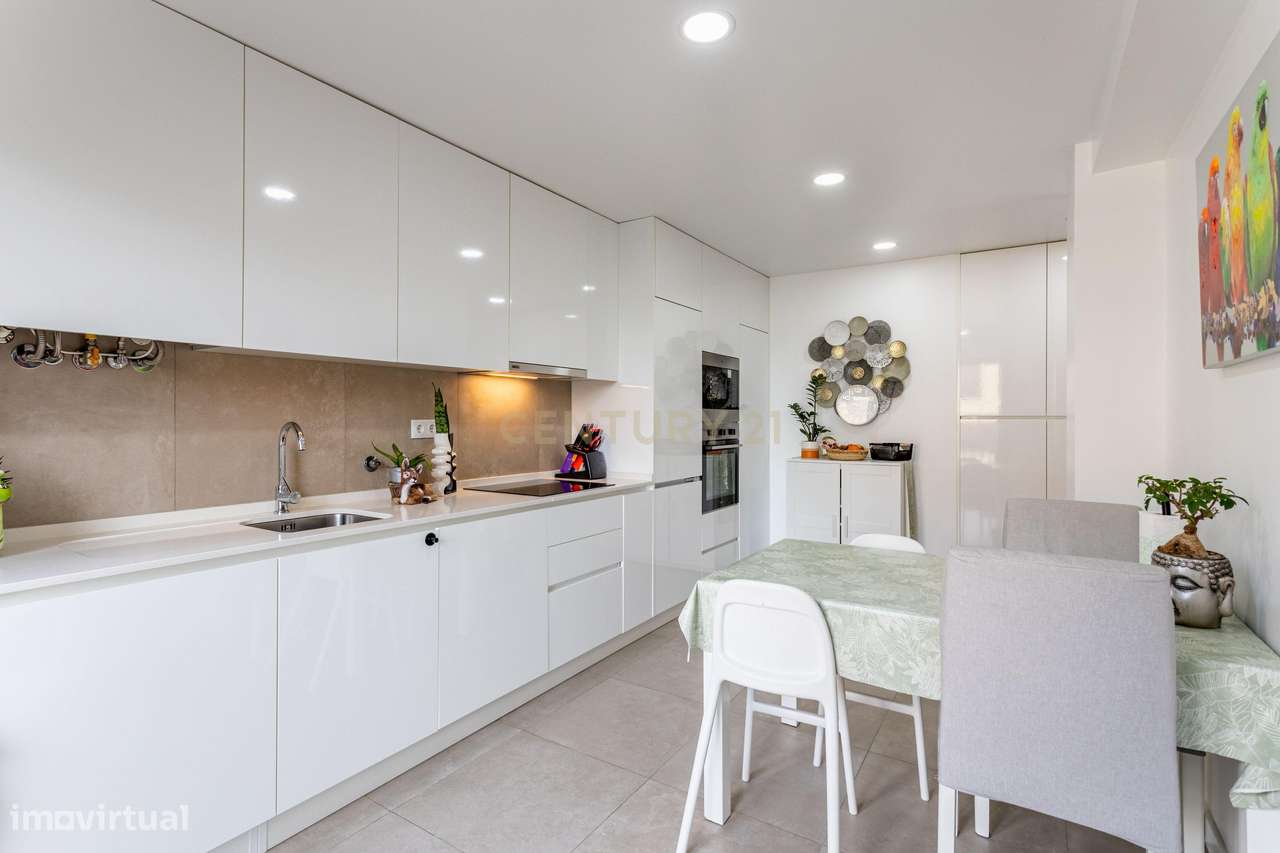 Apartamento T2 na Urbanização Real Forte-7