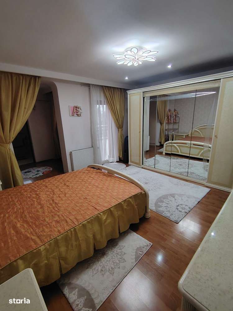 Vilă spațioasă P+1+M cu curte și garaj – Colentina - Imagine principală: 4/18