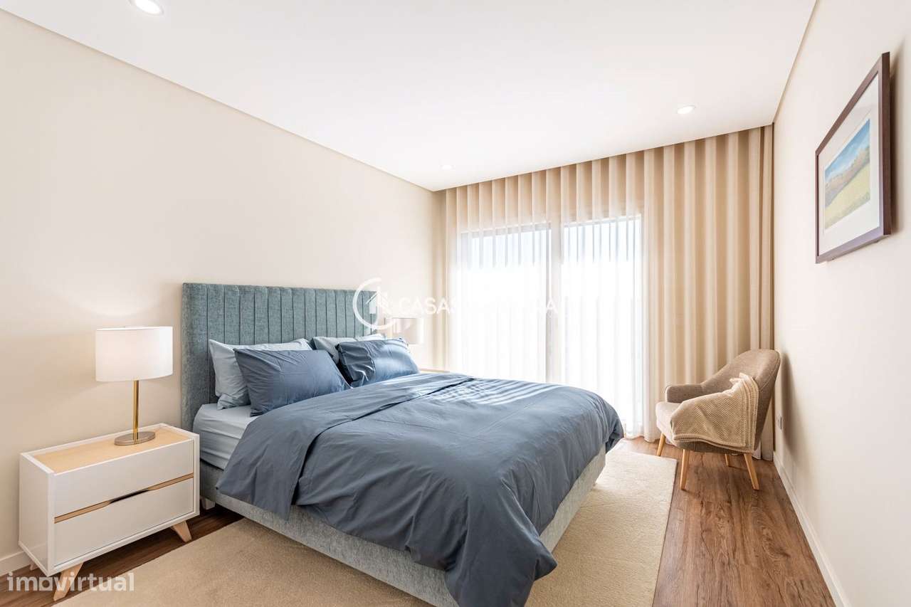 T3 NOVO NA ATALAIA - MONTIJO | MOBILADO, 2 AMPLAS VARANDAS E GARAGE...-15