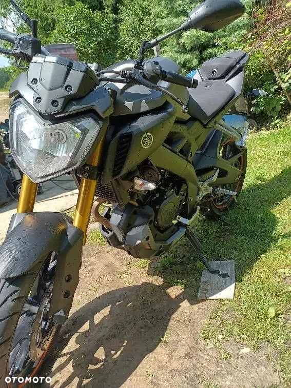 Yamaha MT - 2