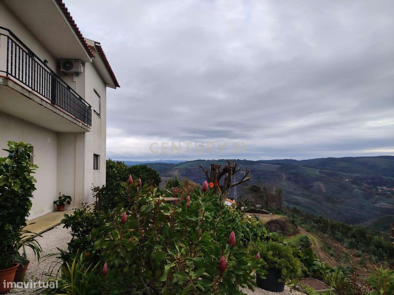 Moradia com terreno em Sever do Vouga – O equilíbrio perfeito entre co-4