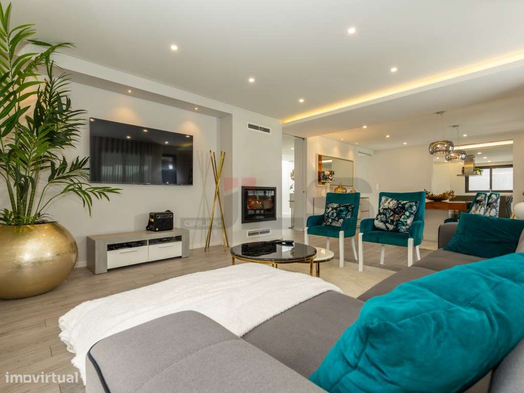 Refúgio Moderno com Vista e Design no Pico da Pedra, Ilha de São Mi...-18