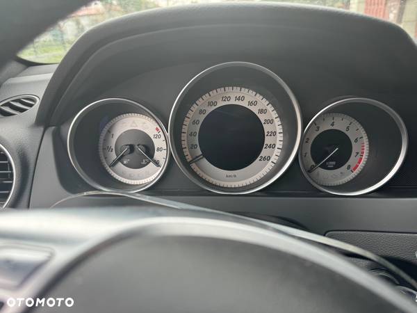 Mercedes-Benz Klasa C 350 T 7G-TRONIC Avantgarde Edition - 21