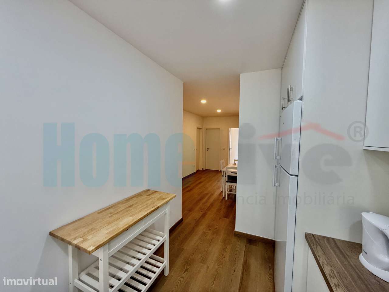 Apartamento T3 Remodelado e Mobilado no Centro de Moscavide-8