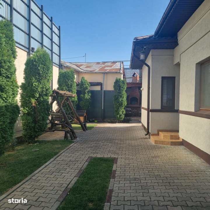 CASA DE VANZARE IN CALARASI - Imagine principală: 3/17