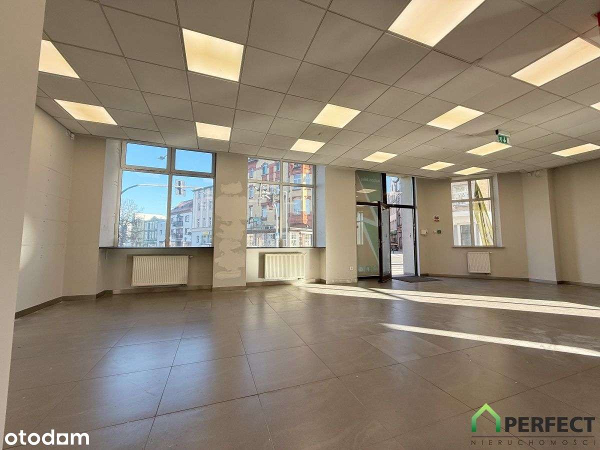 Lokal w centrum na sprzedaż - Pełny obrazek: 4/7