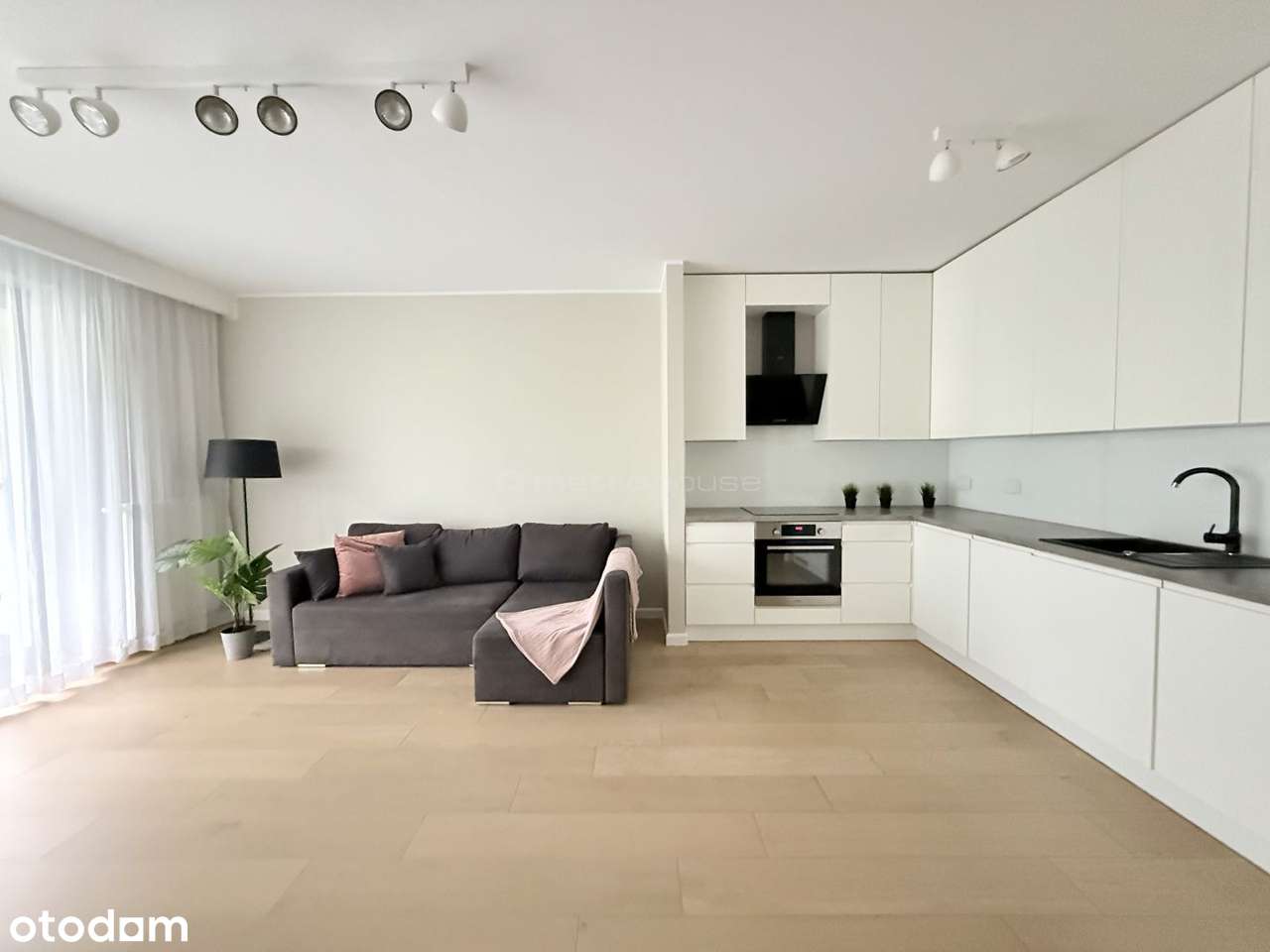 Przestronne 2pok 54m2 balkon garaż winda Mokotów-2