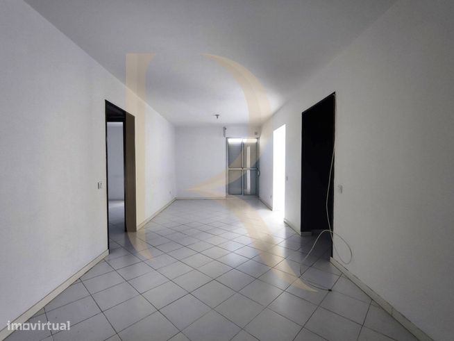 Apartamento T2 com elevador no Miratejo-8