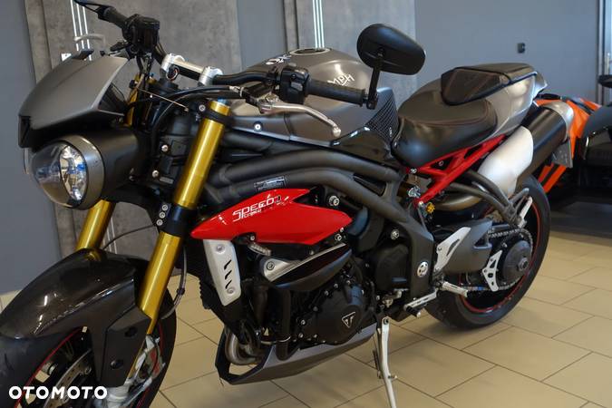 Triumph Speed Triple - 27