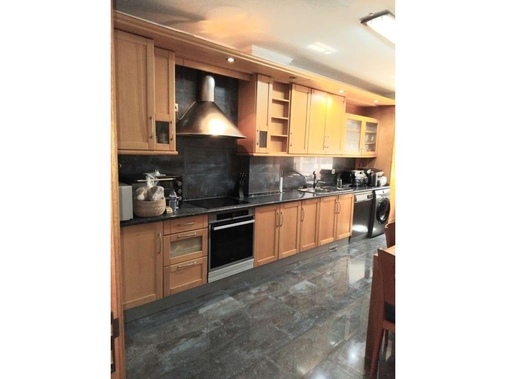 Bairro Salgado - T2 Espetacular com Parqueamento e Arrecadação - Grande imagem: 4/22