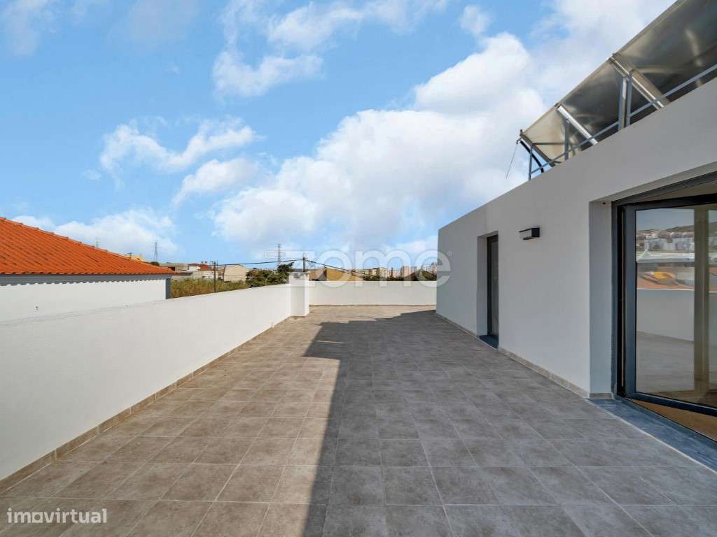 Moradia T6 Famões-5