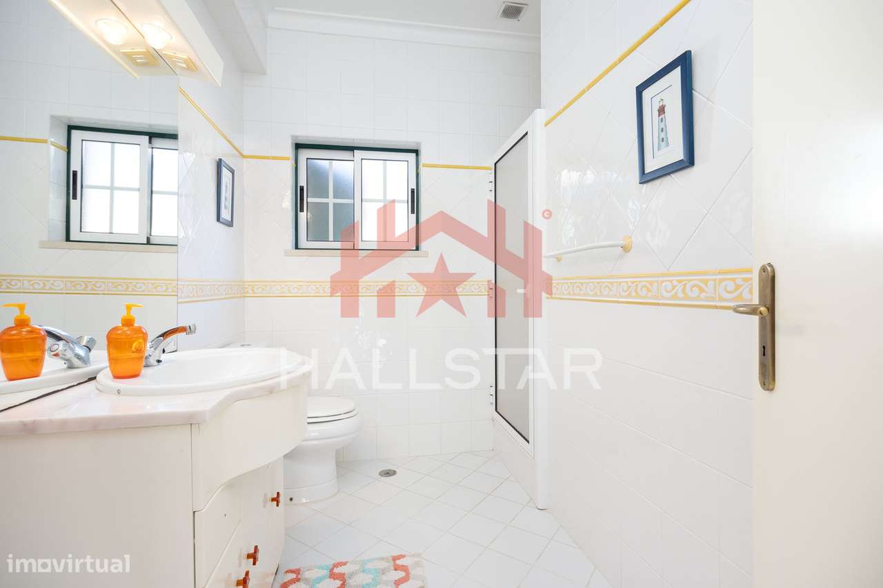 Moradia T3 Isolada / Aquecimento Central / Torre-14