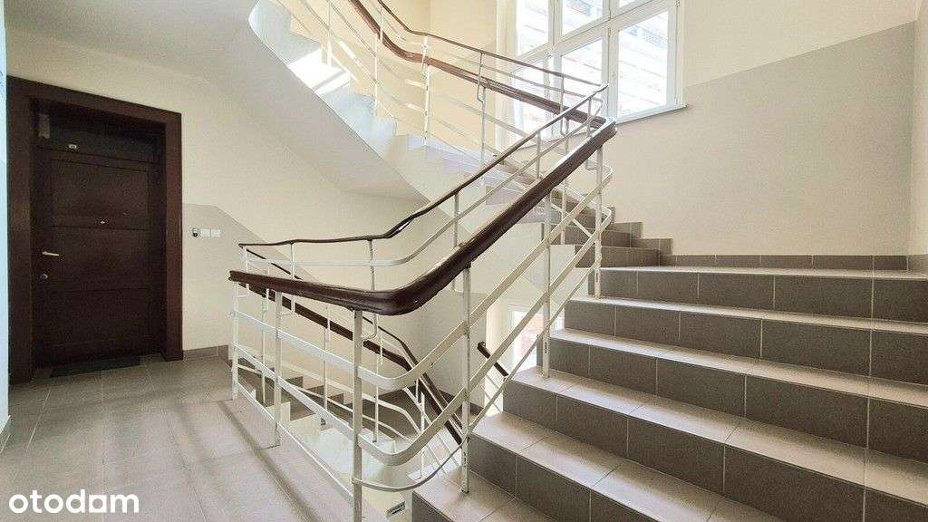 Okazja-Ok Sky Towera-Po Remoncie-Miejskie-Balkon-! - Pełny obrazek: 3/10