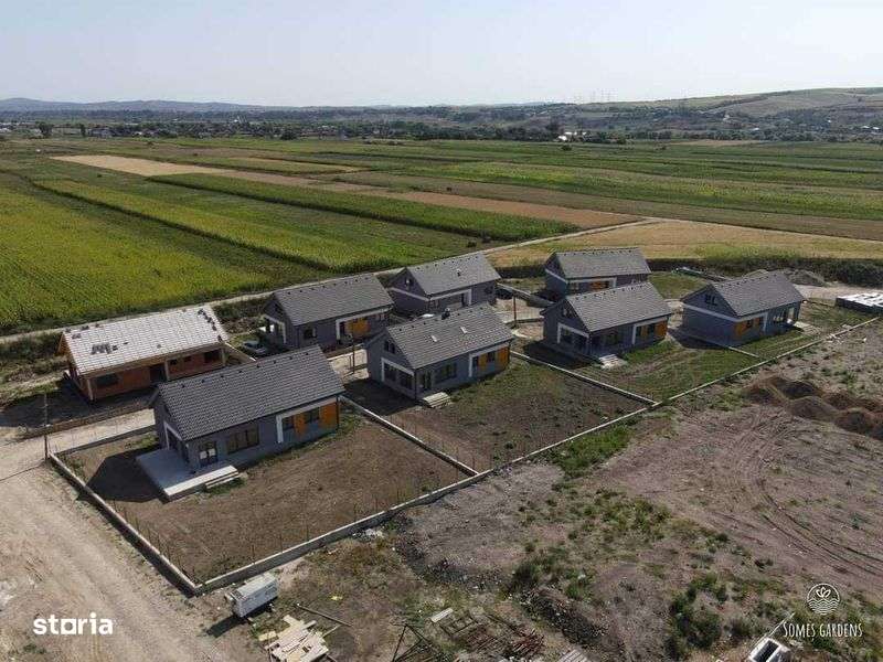 Teren de vanzare jucu 900 mp - Imagine principală: 4/7