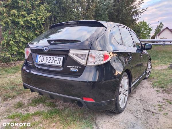 Subaru Impreza 2.0D Sport - 33