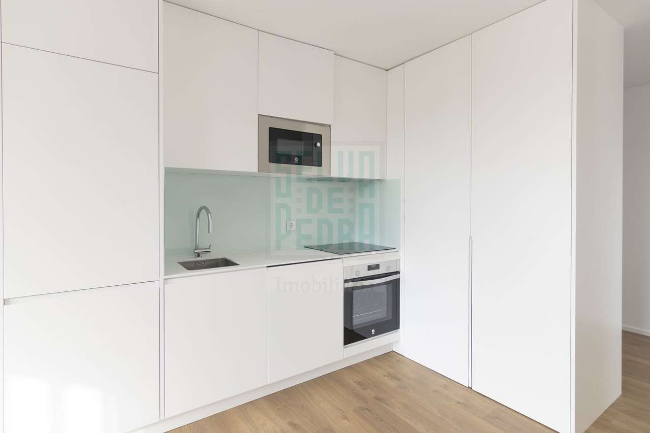 T0 Novo c/ Garagem Polo Universitário do Porto - Grande imagem: 5/12