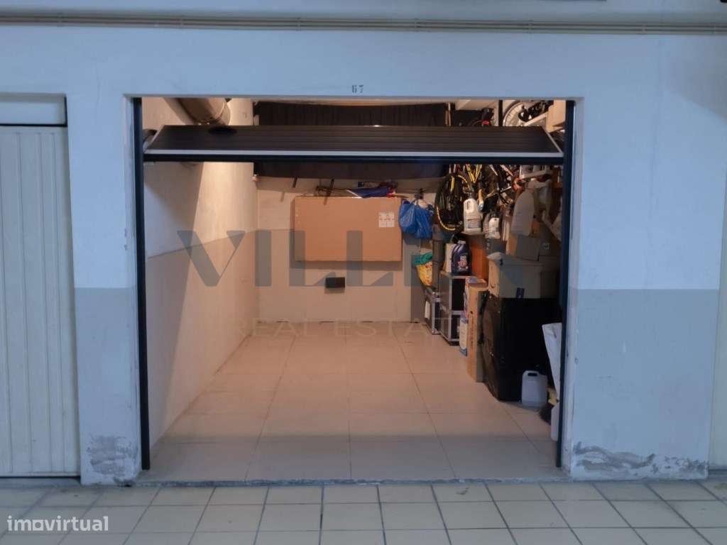 Apartamento T2 com Sótão e Garagem Fechada em Vila do Conde-24
