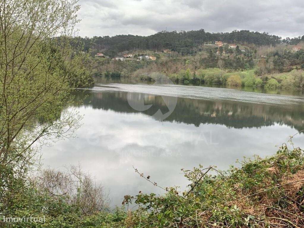 Quinta com frente rio em Santo Isidoro, Marco de Canaveses-19
