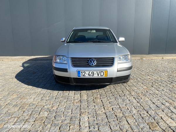 VW Passat 1.9 TDi Confortline - 7