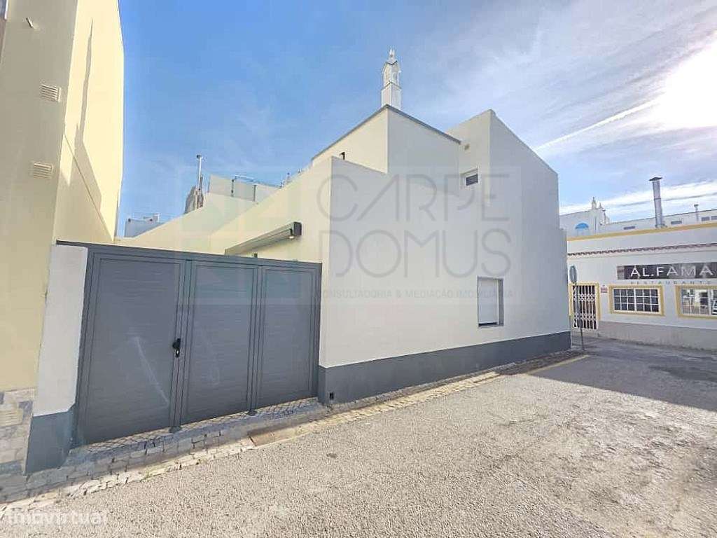 Moradia Renovada no Centro de Cabanas de Tavira-43