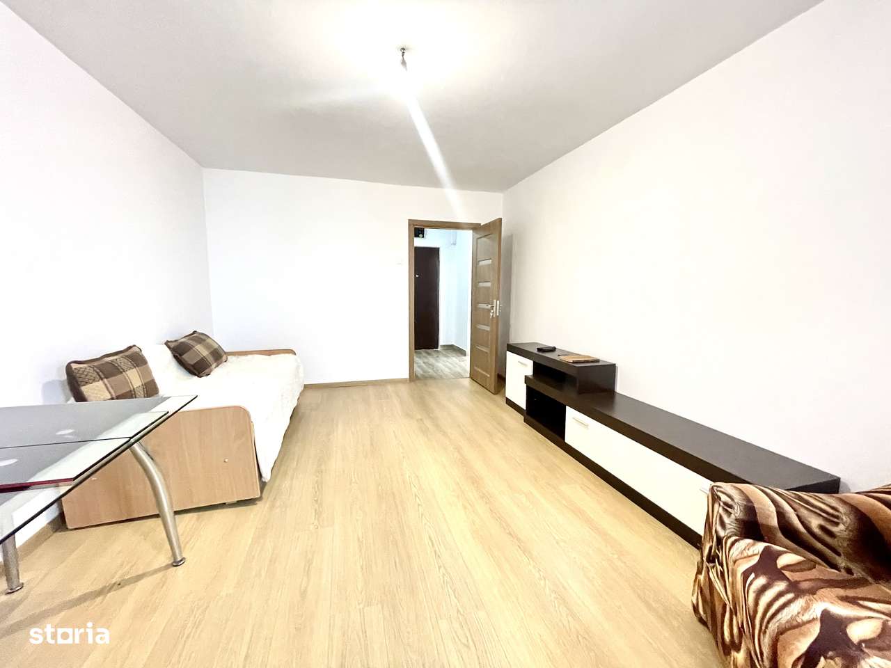 2 decomandate, renovat modern, Orizont - Imagine principală: 2/12