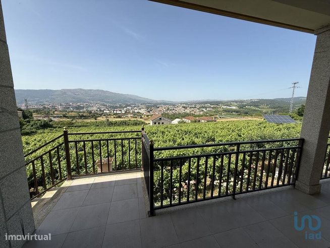 Casa de Campo T4 em Folhadela de 459,00 m2-1