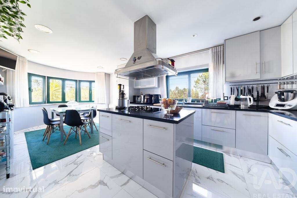 Casa T4 em Caldas da Rainha - Santo Onofre e Serra do Bouro de 396,00 - Grande imagem: 4/30