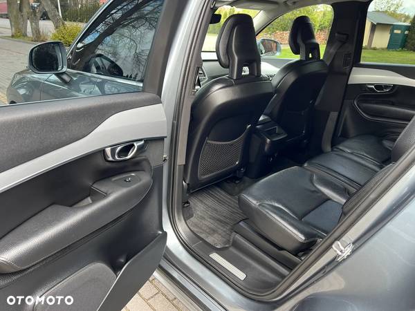 Volvo XC 90 D5 AWD Momentum - 16