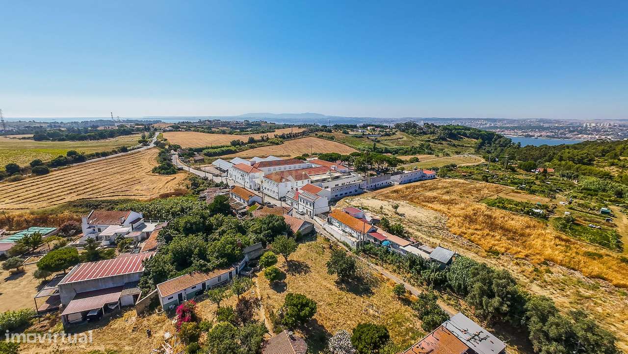 Moradia de Charme de 1926 com Jardim Centenário – Uma Oportunidade Úni-54