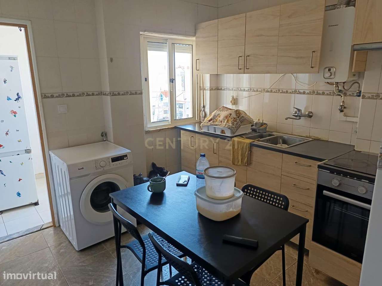 Apartamento T3 no Centro do Barreiro - Rua Miguel Bombarda-0