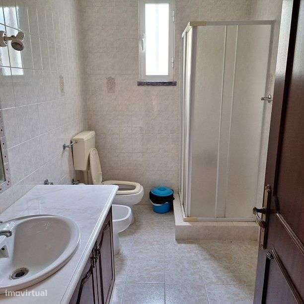 Excelente local habitacional-39