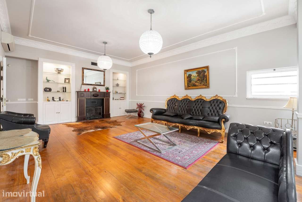 Moradia T4 + 1 com piscina, Pena, Lisboa-11