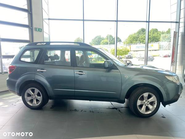 Subaru Forester 2.0D Exclusive - 5