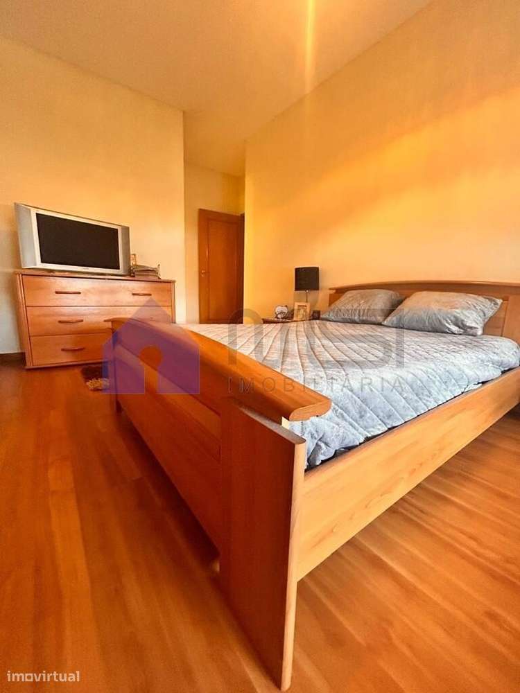Apartamento T2+1 em Guifões | Garagem e Arrumo-14