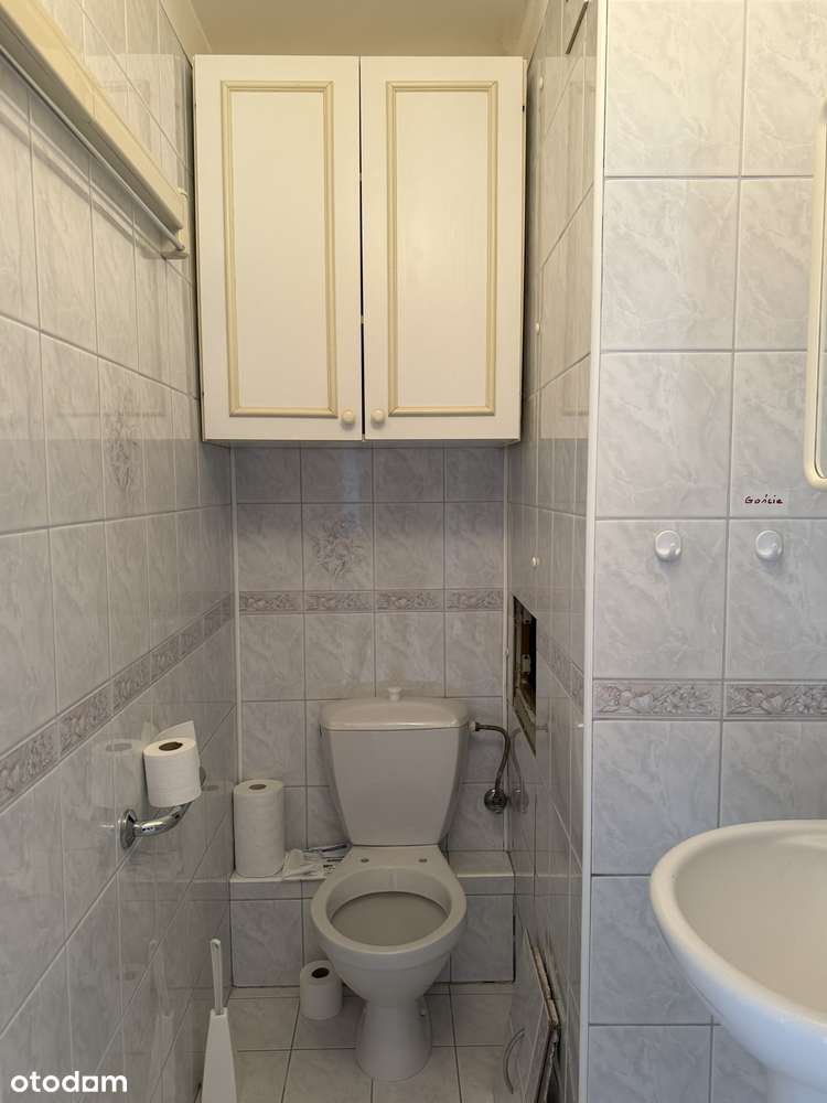 Komfortowe 3 pokoje z dużym salonem i świetnym układem + piwnica-17