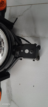 YAMAHA XSR 700 LAMPA PRZÓD REFLEKTOR STELAŻ KIERUNKOWSKAZ MOCOWANIE LICZNIKA - 5