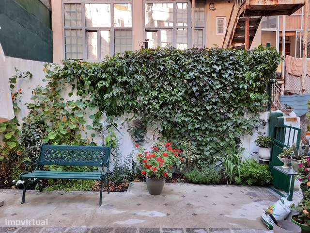 Elegante T3+ 1 com JARDIM privativo Próximo Metro Alameda-25