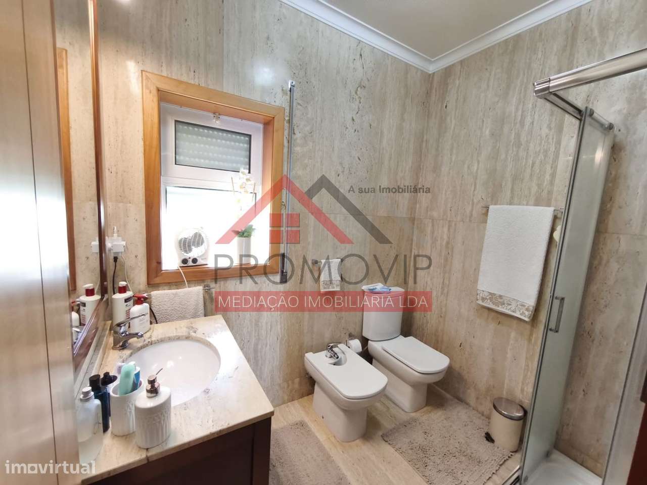 Moradia Bi-Familiar T3+T2 São Tiago Carreira STS-25