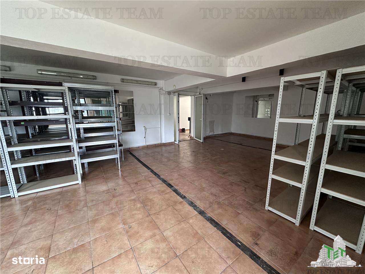 Spatiu Comercial 200 mp + curte 360mp in Crangasi - Imagine principală: 3/4