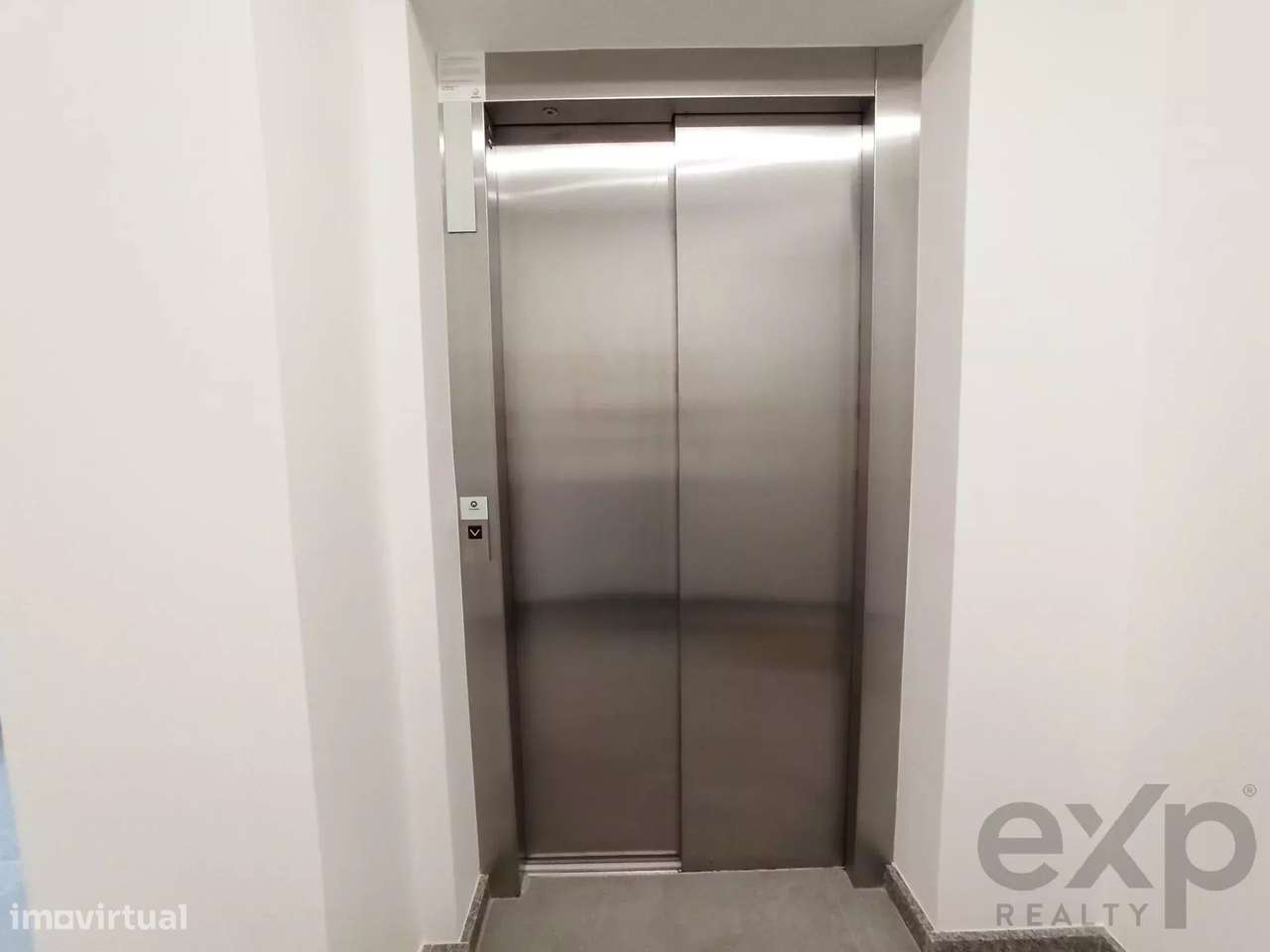 T2 Novo em condomínio fechado com piscina-5