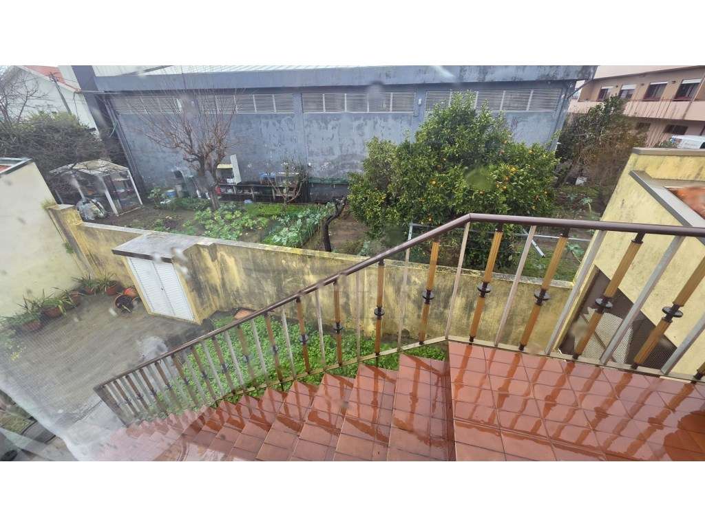 **Moradia de 4 frentes em Arcozelo - Oportunidade Única! ** - Grande imagem: 4/29