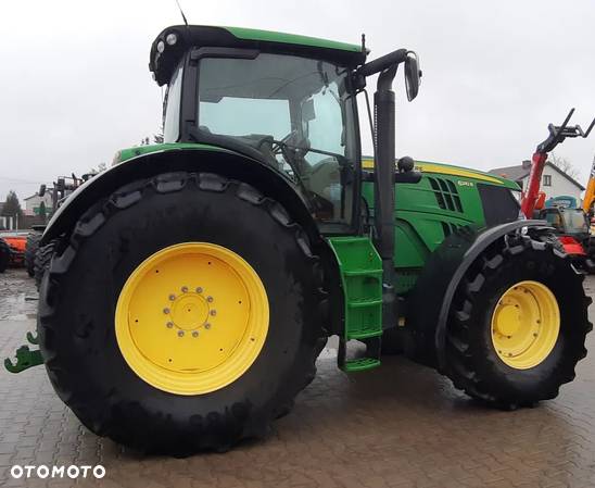 John Deere 6210 R - 8