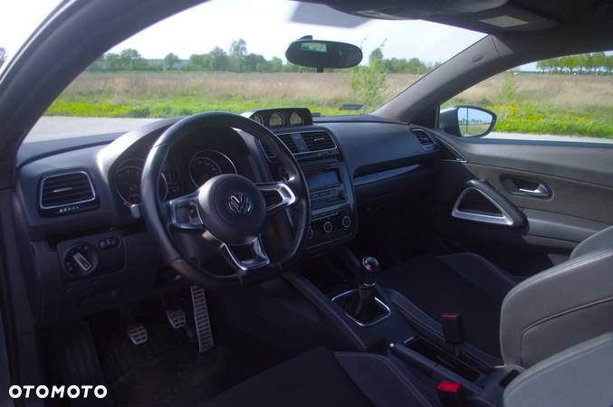 Volkswagen Scirocco 2.0 TSI (BlueMotion Technology) Sound - 14