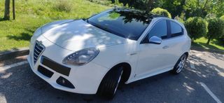 Alfa Romeo Giulietta 2.0 JTDm Distinctive