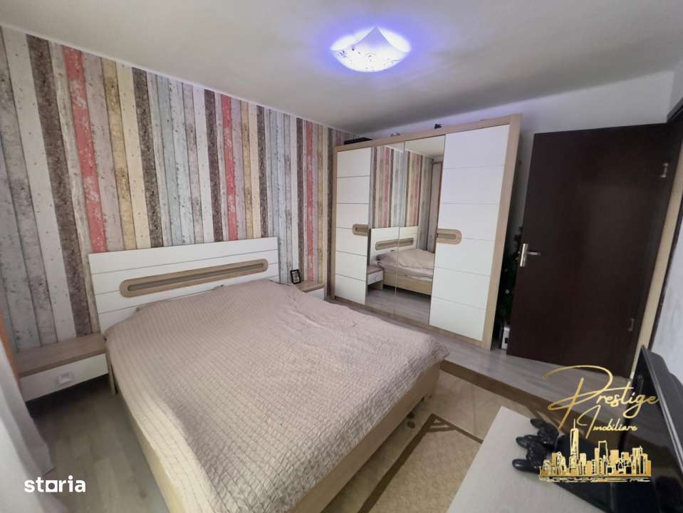 Apartament AN cu 3 camere de vanzare zona Lacul Rosu,Rogerius - Oradea - Imagine principală: 5/15